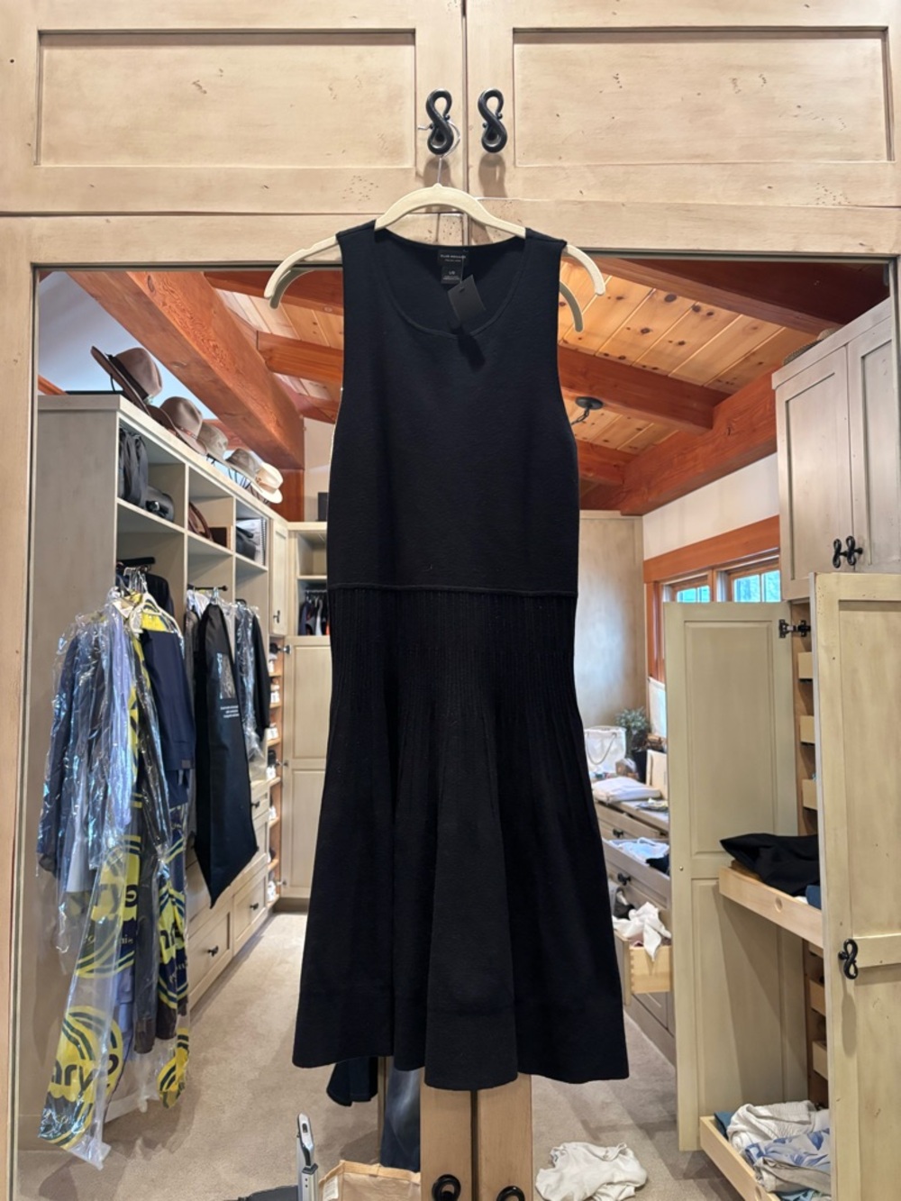 Club Monaco Black Sleeveless Knit Midi Dress